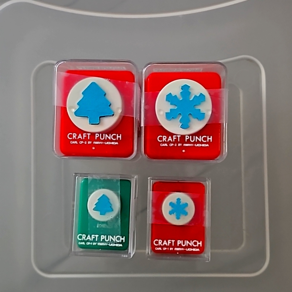 MARVY UCHIDA XMAS PUNCHES